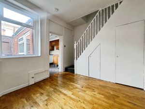 Dining room- click for photo gallery